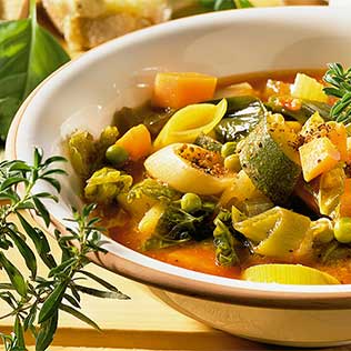 Minestrone Italienische Gemüsesuppe