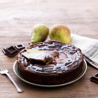 Schokoladen-Birnenkuchen mit Ricottafüllung